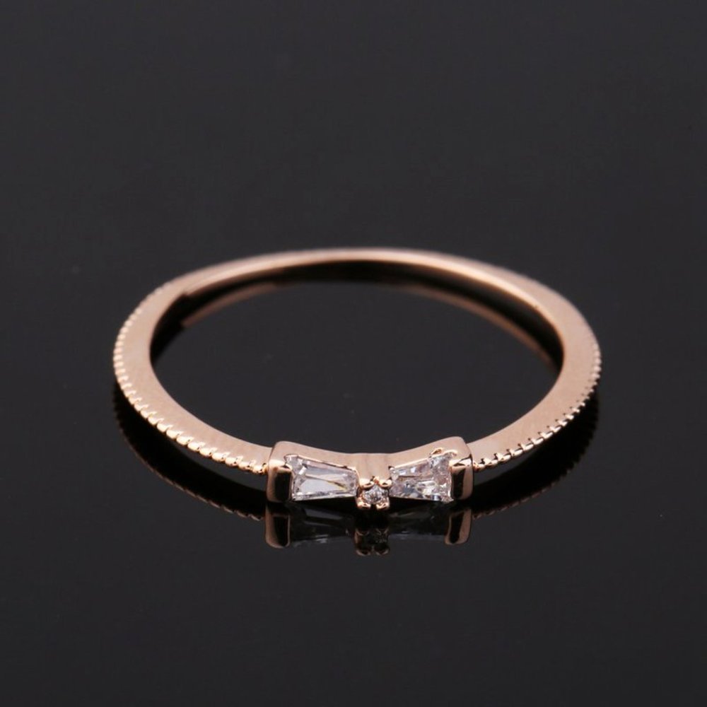 NEW Diamond Bowtie Rose Gold Ring - Picture 5 of 6